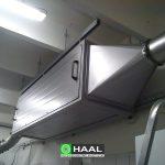 Tłumik akustyczny wyrzutni powietrza w instalacji wentylacyjnej